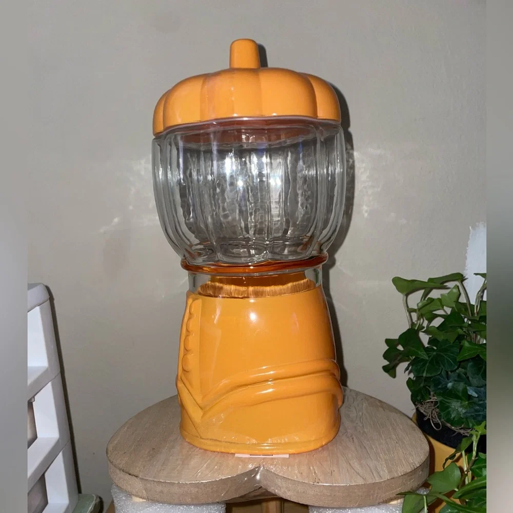 Target Pumpkin Gumball Machine with Eyeballs.